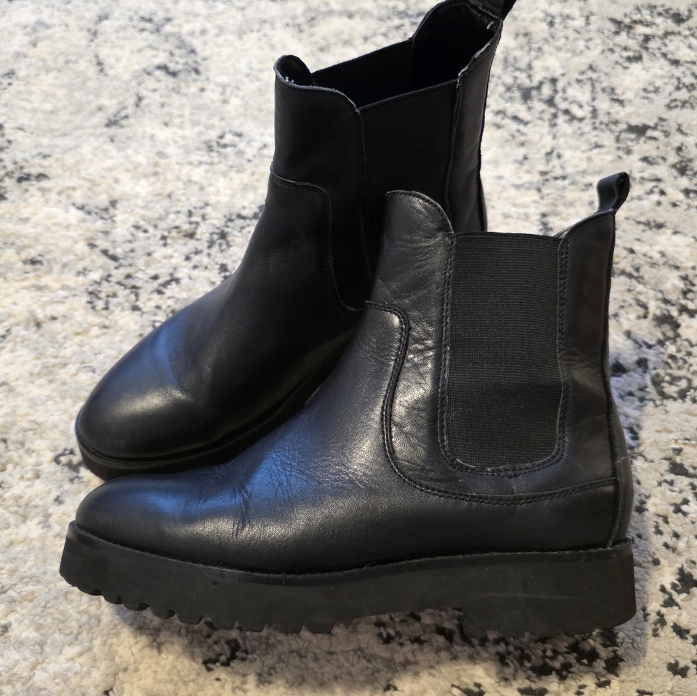 Andre Assous Pacey Chelsea Boot Genuine Leather Wmns 8 Black Gothic Biker Grunge